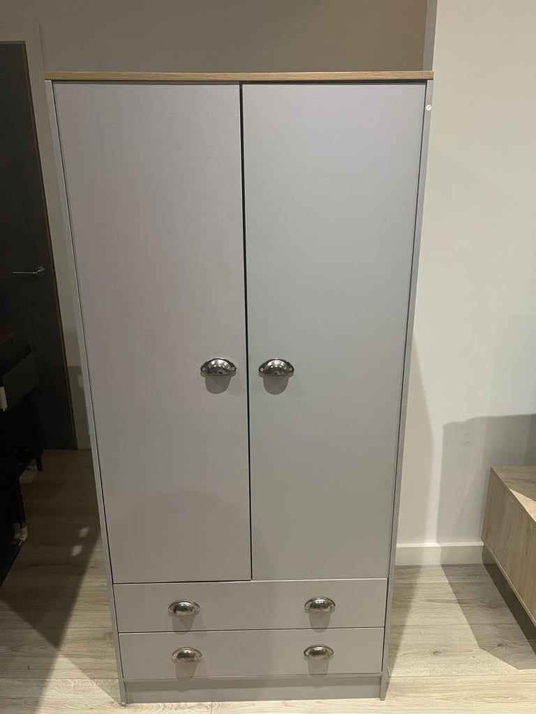 Two Door Two Drawer wardrobe 