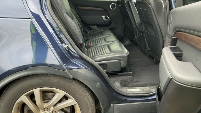 2017 Land Rover Discovery 3.0 TD6 HSE 5dr Auto ESTATE DIESEL Automatic