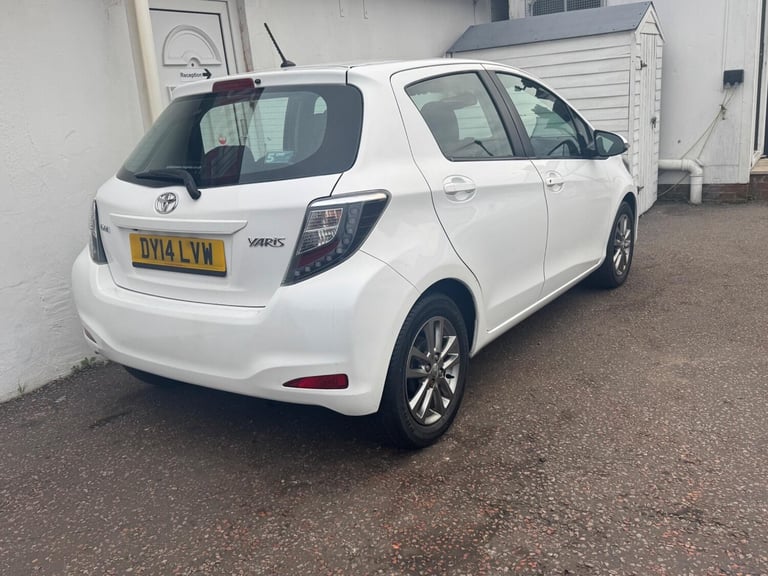 2014 Toyota Yaris 1.0 VVT-i Icon Plus Euro 5 5dr HATCHBACK Petrol Manual