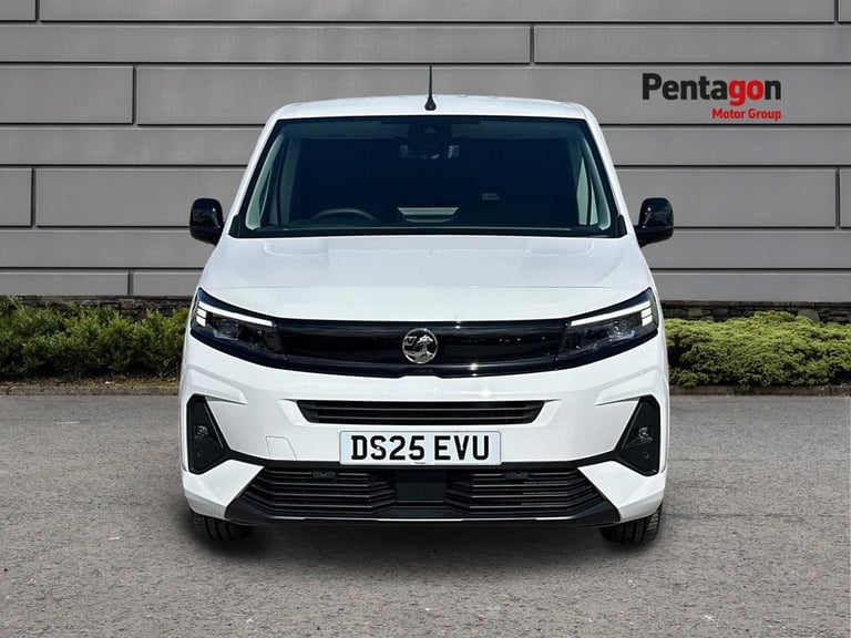  Vauxhall Combo 1.5 Turbo D 2300 Pro Panel Van 5dr Diesel Manual Swb Euro 6 s/s