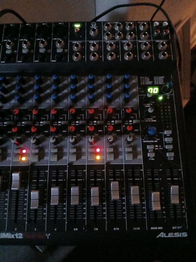 image for 12 channel mixer