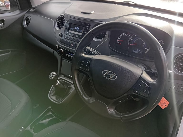 2018 Hyundai i10 1.0 Premium Euro 6 5dr HATCHBACK Petrol Manual