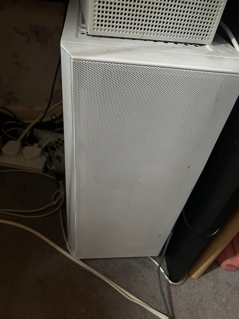 Infinity White, AMD Ryzen 5 5500, NVIDIA RTX 4060 8GB - Windows 10
