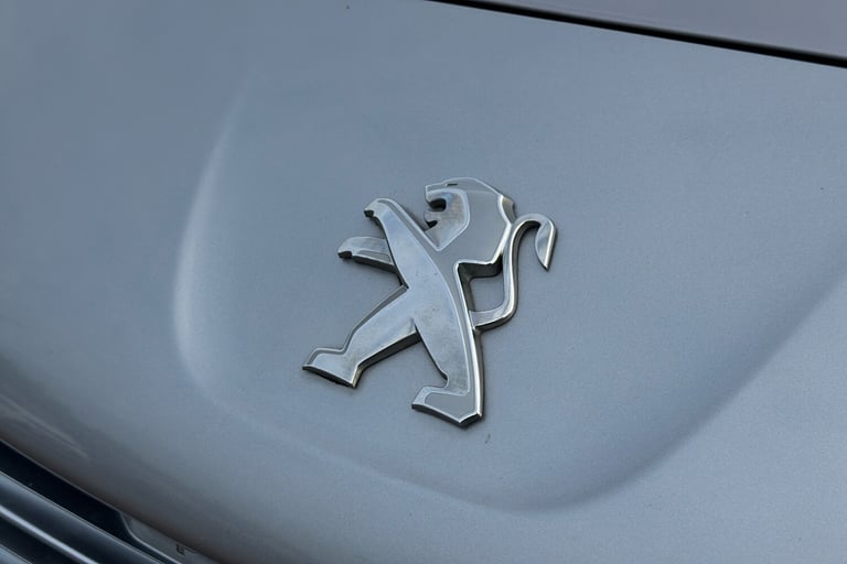  Peugeot Rcz 2.0 Hdi Gt Coupe 2dr Diesel Manual Euro 5 163 Ps Diesel