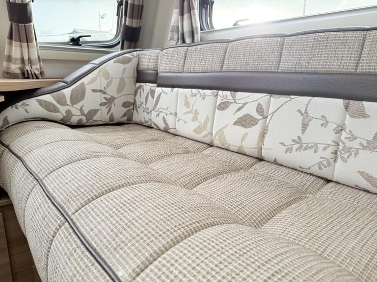 2017 BAILEY UNICORN VIGO LUXURY TOURING CARAVAN