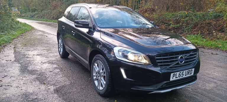 VOLVO XC60 SE LUX NAV **4 WHEEL DRIVE** 220BHP DIESEL
