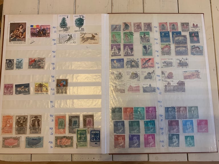 World stamps album 24 pages