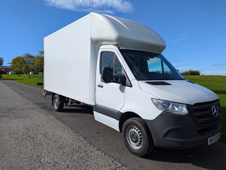  MERCEDES-BENZ SPRINTER 3.5t Progressive Luton Tail Lift