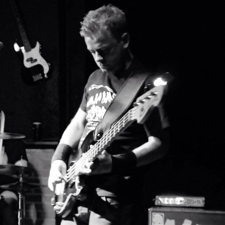 image for Bass player looking for new band