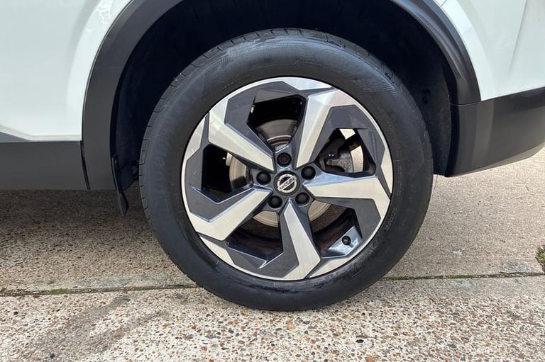 2021 Nissan Qashqai 1.3 DiG-T MH 158 N-Connecta 5dr Xtronic HATCHBACK PETROL Automatic