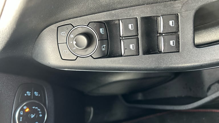 2022 Ford Puma 1.0 EcoBoost Hybrid mHEV 155 ST-Line X 5dr Petrol Hatchback Hatchback Petrol Manual