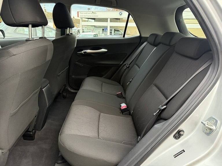 2010 Toyota Auris VVT-i T2 Hatchback Petrol Manual