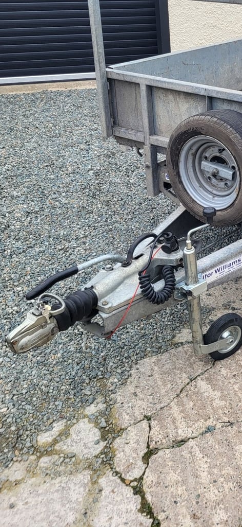 2019 Ivor Williams Builders trailer 