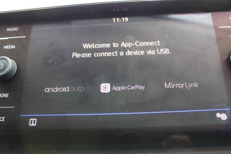 2018 Volkswagen Polo 1.0 TSI SE Euro 6 (s/s) 5dr HATCHBACK Petrol Manual