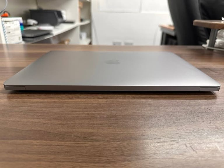 MacBook Pro 13” 2020 M1 Chip | 8GB RAM | 256GB SSD