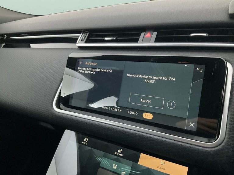 2022 Land Rover Range Rover Velar 2.0 D200 R-Dynamic SE 5dr Auto ESTATE DIESEL Automatic