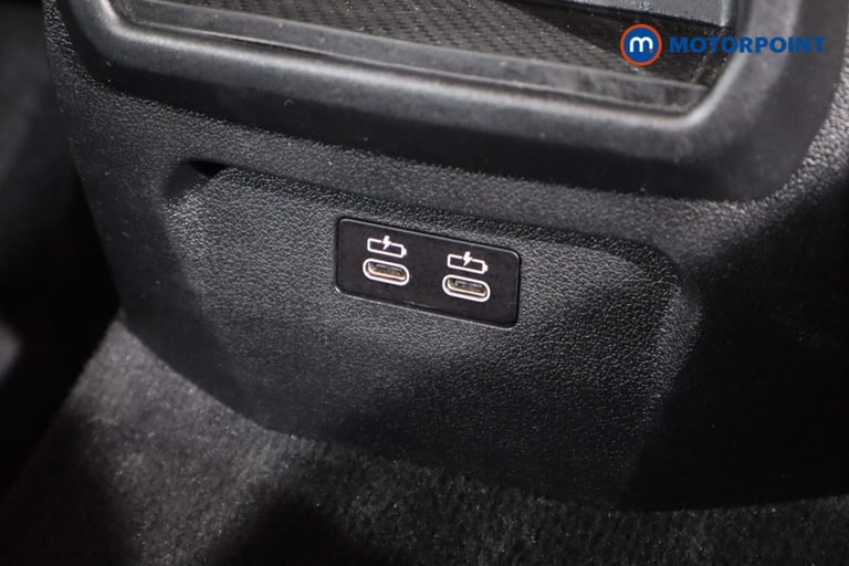 2024 BMW 1 Series 118i [136] SE 5dr Step Auto [Live Cockpit Pro] Hatchback Petrol Automatic