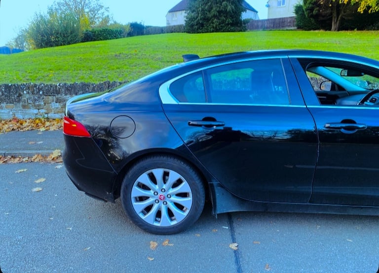 Jaguar, XE 12Month mot 2017, Manual, 1999 (cc), 4 doors