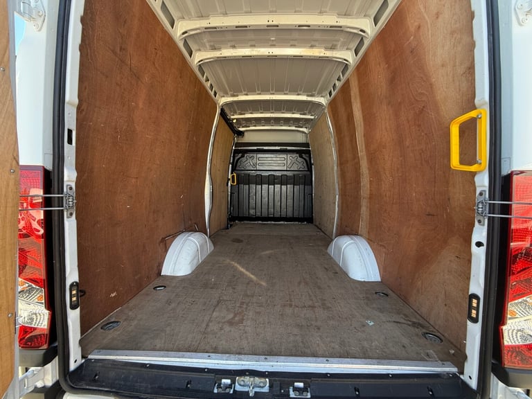 2023 Iveco Daily 2.3 High Roof Van 3520 WB PANEL VAN Diesel Manual