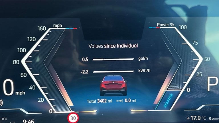 2025 BMW 5 Series 550e xDrive M Sport Pro 4dr Auto SALOON PETROL/ELECTRIC Automatic