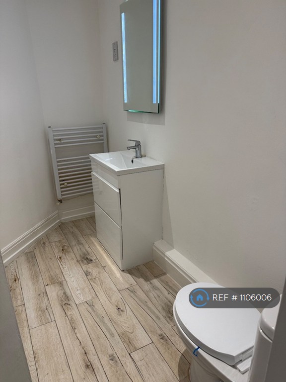1 bedroom house in Penny Lane, Liverpool, L18 (1 bed) (#1106006)