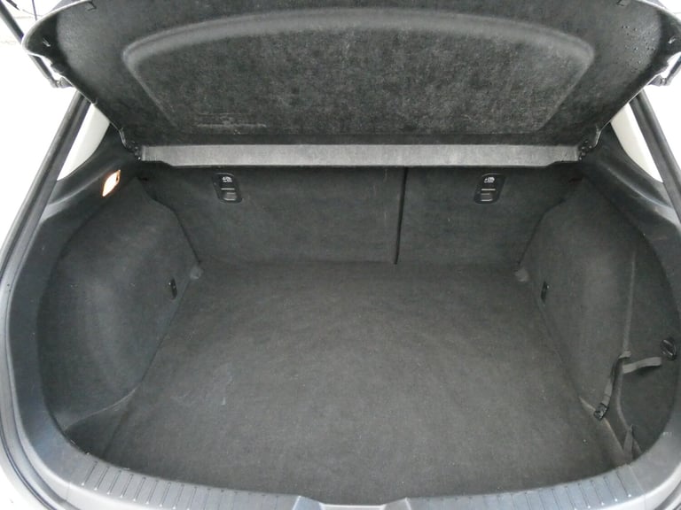 2.2d Sport Nav 5dr *1 OWNER +9 SERVICES +LOW MILES +£20 TAX +ULEZ *