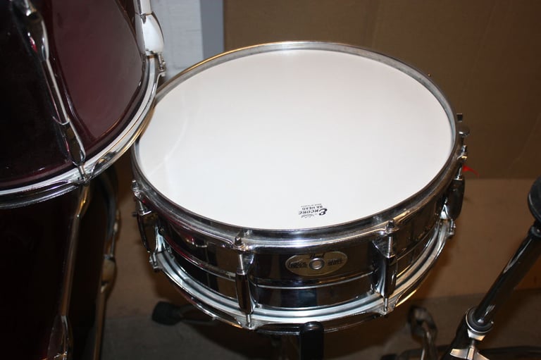 Pearl Export Wine Red 5 Piece Refurbished Drum Kit ~ 22in Bass ~ Hardware Included ~ £450 ono