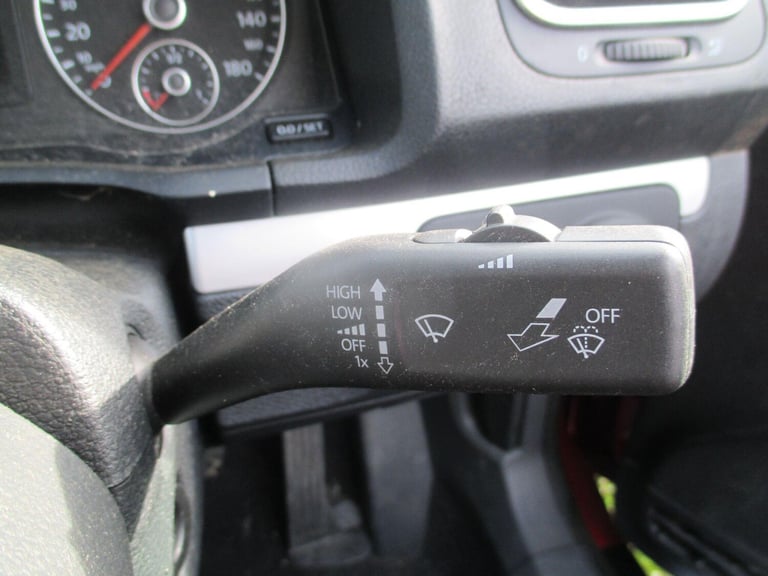 Volkswagen EOS 1.4 TSI SE Cabriolet Euro 5 2dr Petrol Manual - Image 18