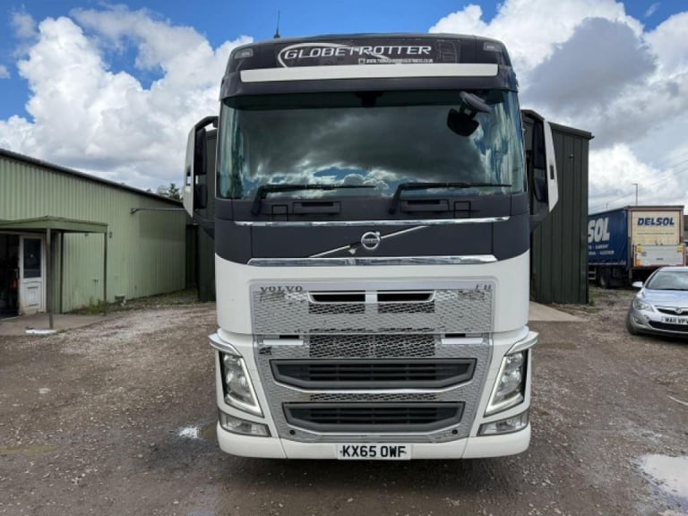 VOLVO FH 460 6x2 MID LIFT SLEEPER CAB TRACTOR UNIT