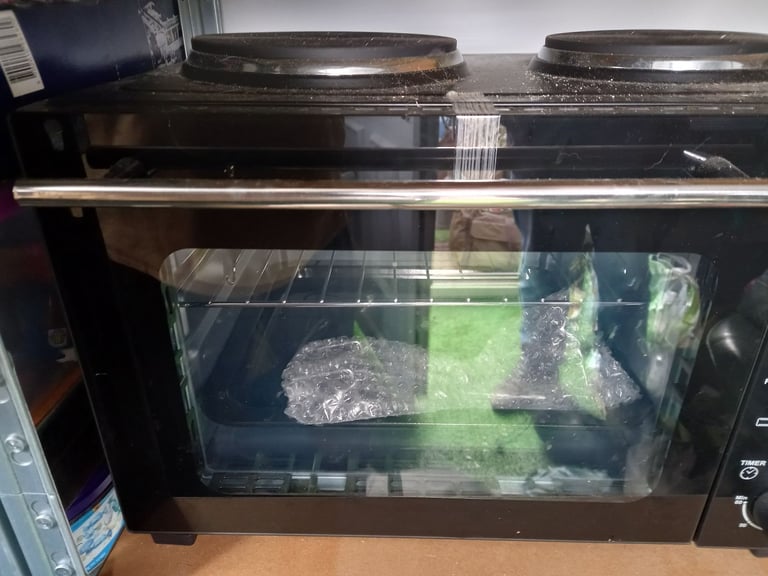 image for caravan cooker 