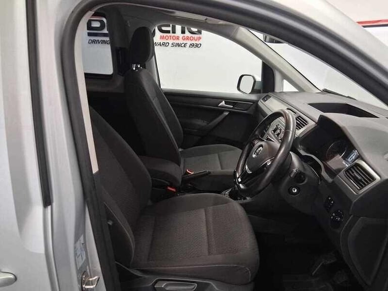 2018 Volkswagen Caddy 2.0 TDi C20 Maxi Combi 5 Seats 5dr MPV Diesel Manual