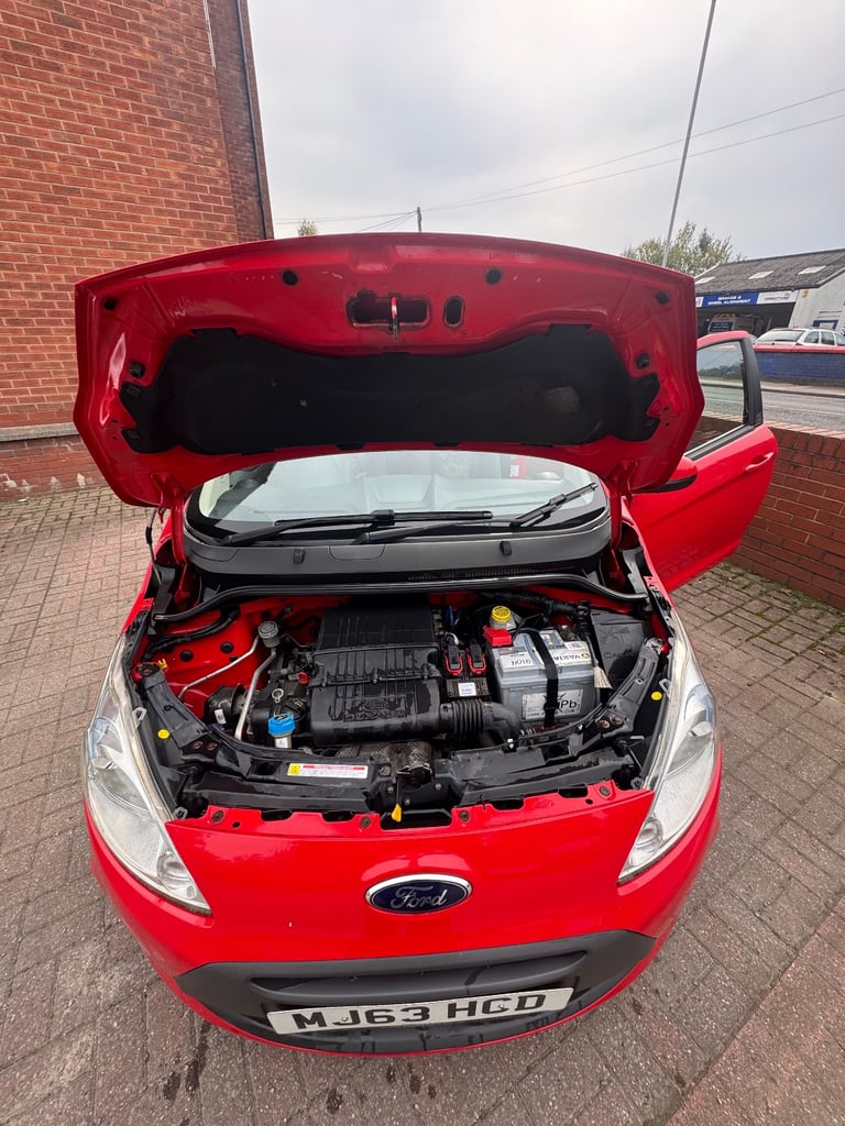 Ford, KA, Hatchback, 2013, Manual, 1242 (cc), 3 doors