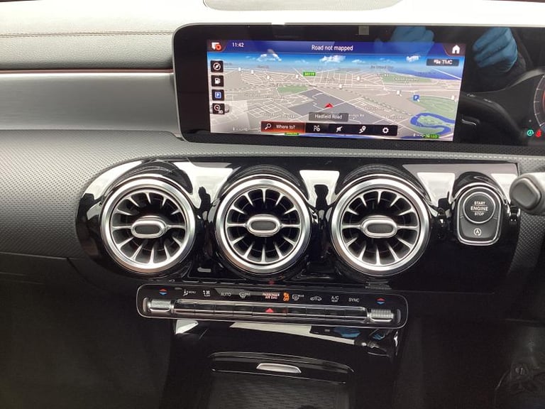 2020 Mercedes-Benz CLA 1.3 CLA180 AMG Line (Premium Plus 2) Coupe 4dr Petrol 7G-DCT Euro 6 (s/s) ...