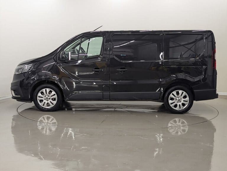 2023 Renault Trafic dCi Blue SL28 Sport Panel Van Diesel Manual