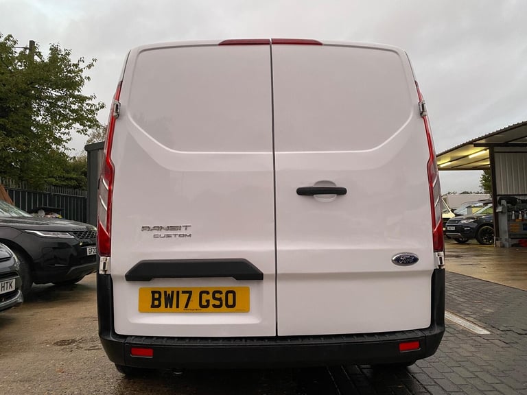 2017 Ford Transit Custom 2.0 TDCi 290 L1 H1 5dr PANEL VAN Diesel Manual
