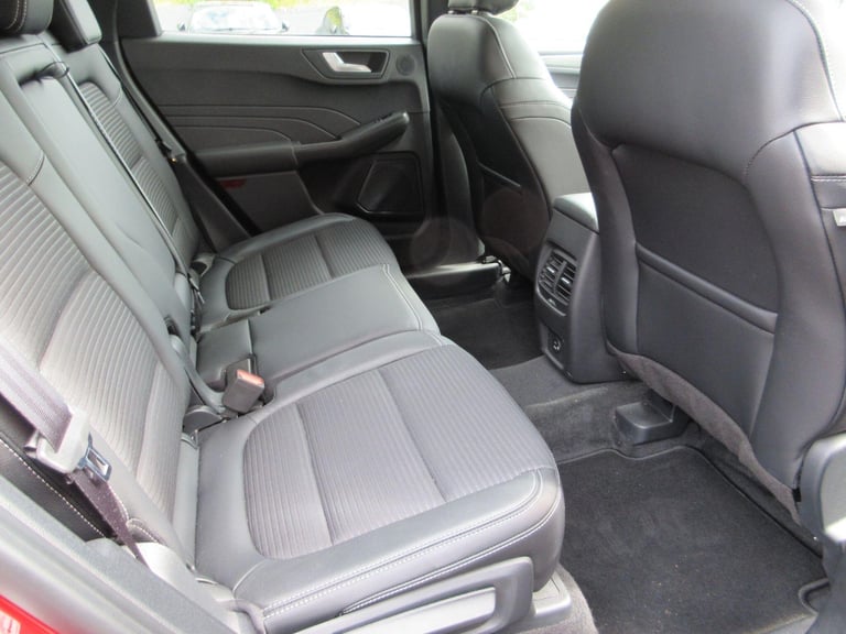 2022 Ford Kuga Kuga Titanium 5 Door 1.5L EcoBlue 120PS FWD 6 Speed Manual HATCHBACK Diesel Manual