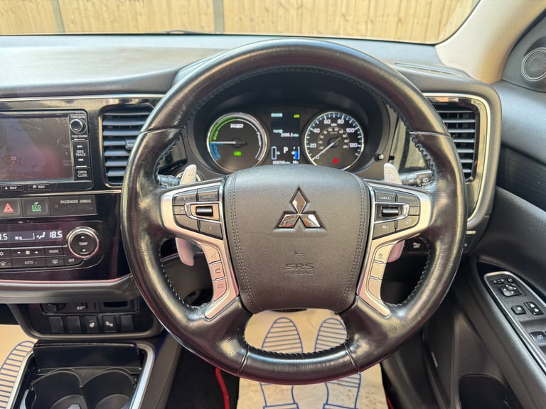 Mitsubishi, OUTLANDER, Estate, 2017, Other, 1998 (cc), 5 doors