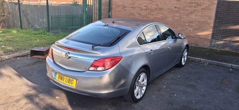 2011 Vauxhall Insignia 2.0 CDTi SRi [160] 5dr Auto HATCHBACK DIESEL Automatic