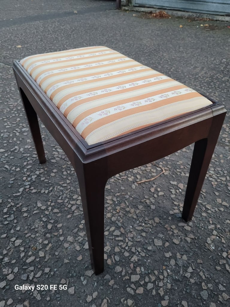 Stag minstel dressing table stool, delivery available 