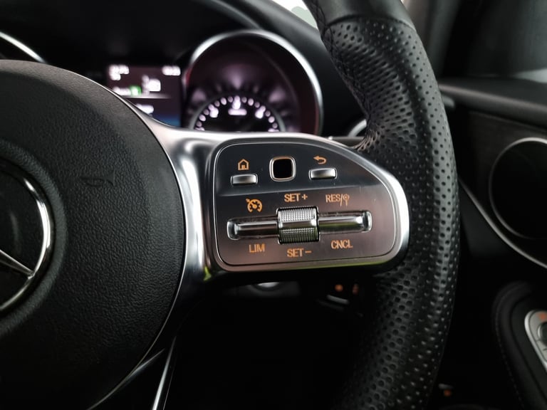 2019 Mercedes-Benz GLC 2.0 GLC220d AMG Line SUV 5dr Diesel G-Tronic+ 4MATIC Euro 6 (s/s) (194 ps)...
