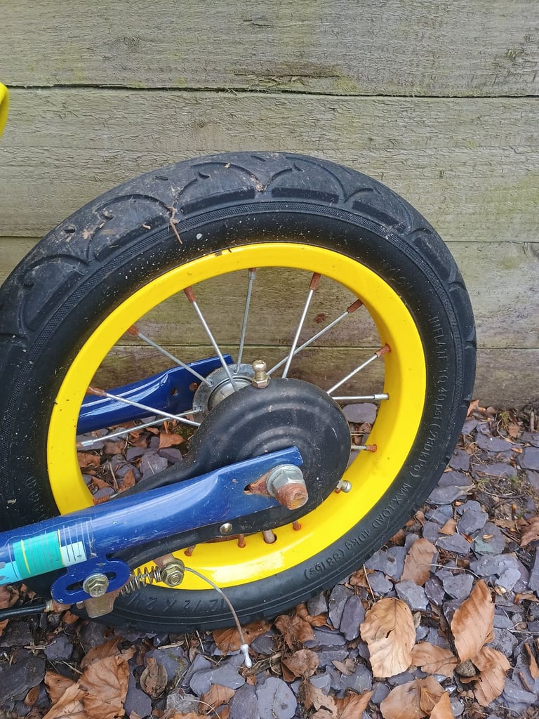 Apollo Wizzer Kids Balance Bike