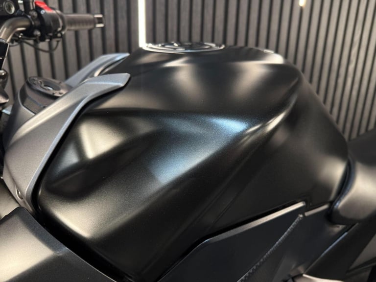 2016 Suzuki GSR750 750