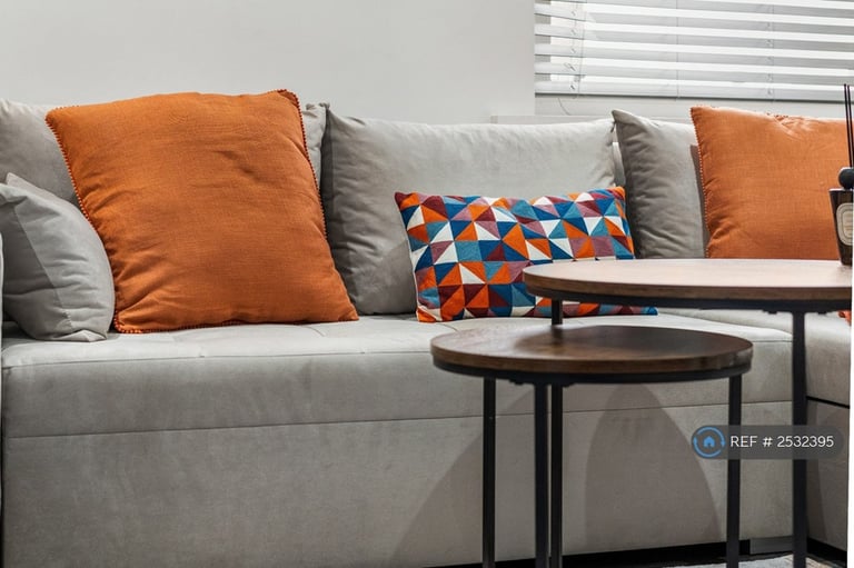 1 bedroom flat in Windsor Court, Brighton, BN1 (1 bed) (#2532395)