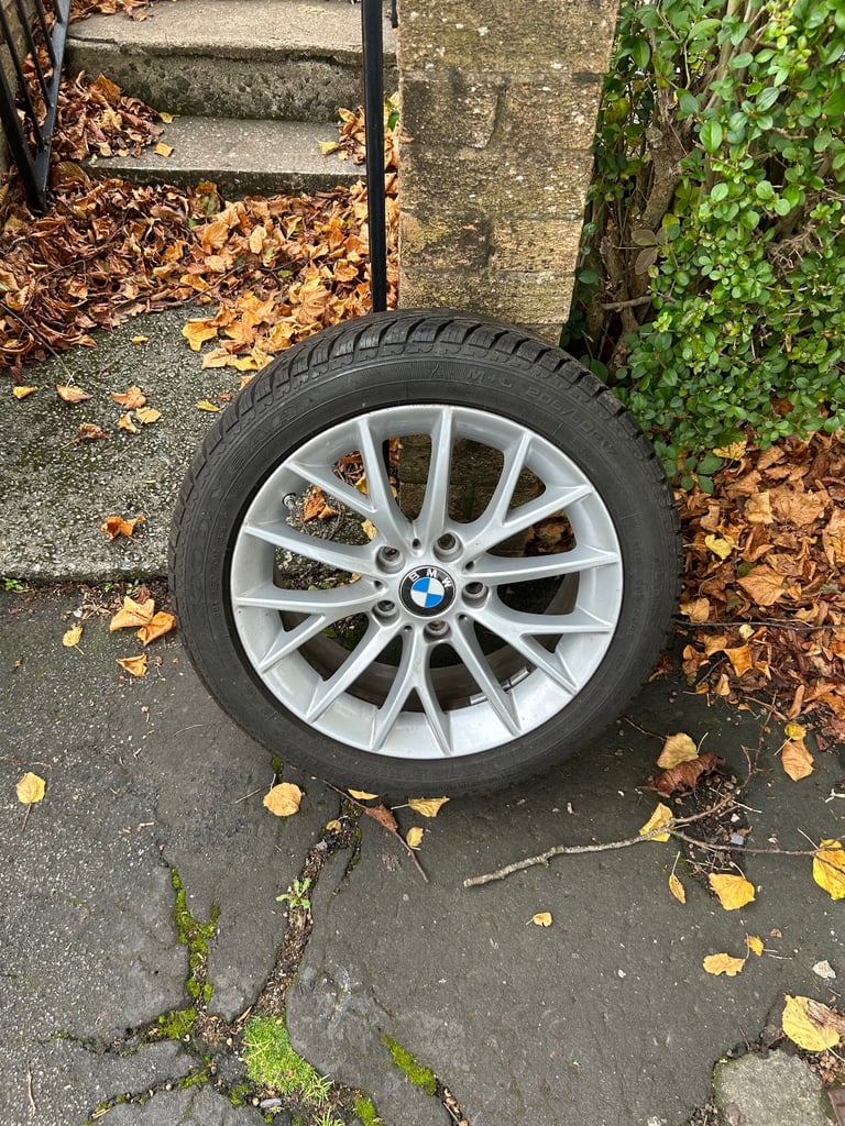 image for 18 inch BMW alloy wheels with winter tyres 