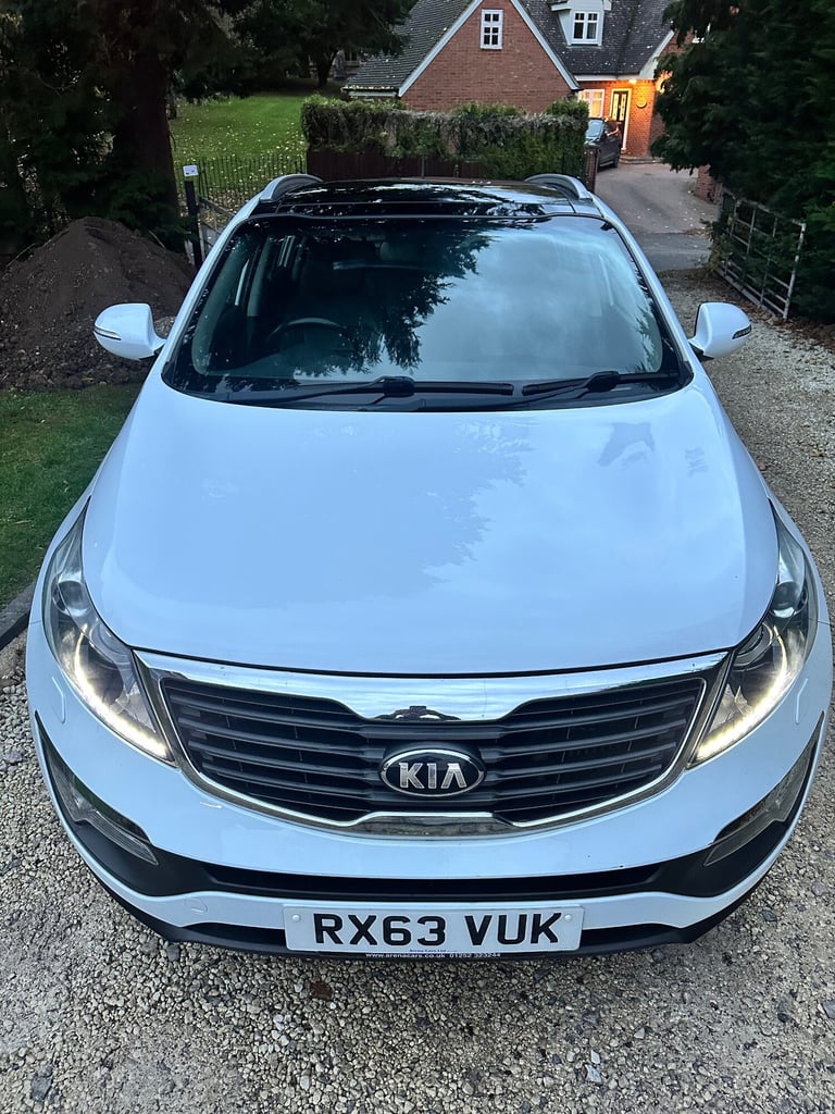 2013 Kia Sportage 1.7 CRDi ISG 3 5dr [Sat Nav] ESTATE Diesel Manual