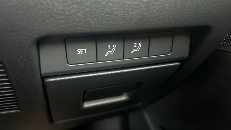 2023 Mazda Mazda3 2.0 e-Skyactiv G MHEV Takumi 5dr Petrol Hatchback Hatchback Petrol Manual