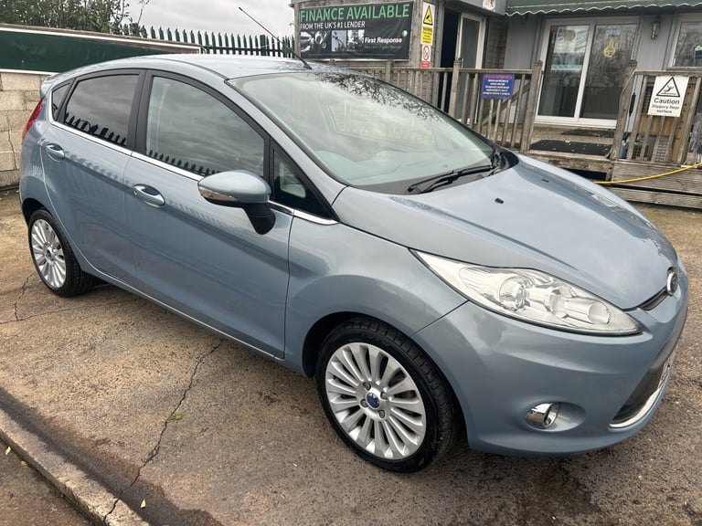 FORD FIESTA 1.4 Titanium 2009