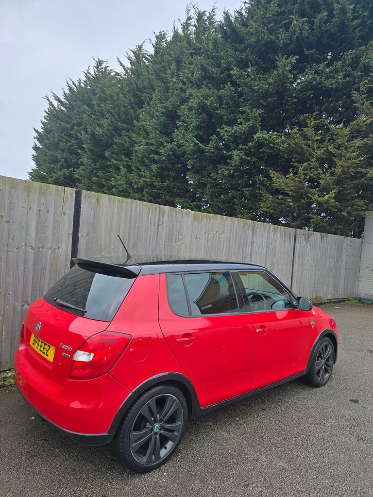Skoda, FABIA, Hatchback, 2011, Manual, 1197 (cc), 5 doors