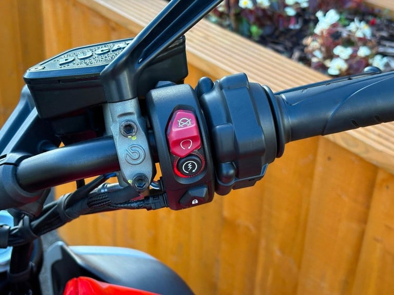 2025 Ducati Diavel V4 with full akro exhaust system