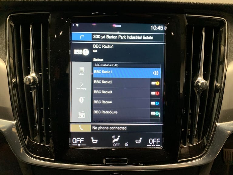 2019 Volvo V90 2.0 D4 Momentum Plus Estate 5dr Diesel Auto Euro 6 (s/s) (190 ps) - SENSUS  Estate...